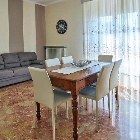 Cinzia'S Holiday Home Desenzano del Garda Exterior foto