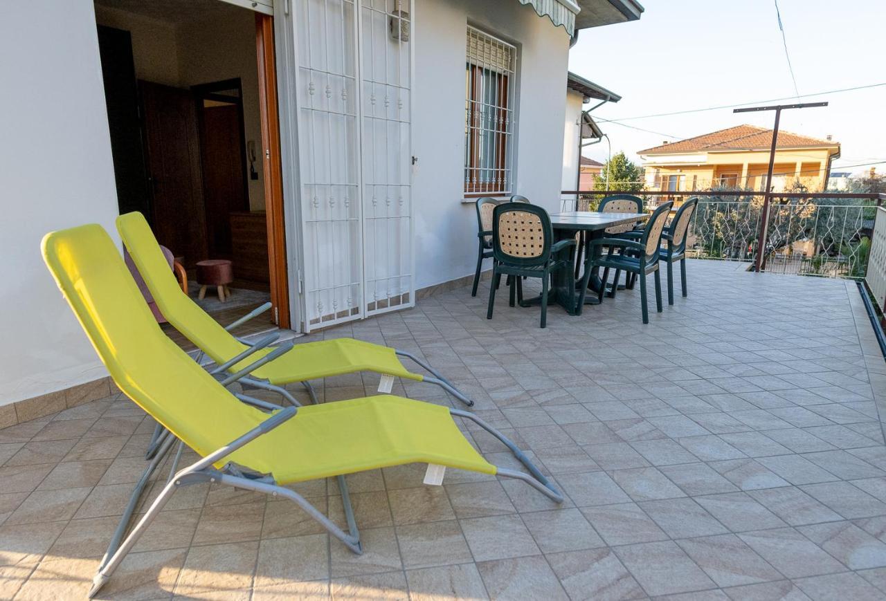 Cinzia'S Holiday Home Desenzano del Garda Exterior foto